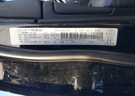 2018 Jeep Grand Cherokee Overland из США, поврежденный, VIN 1C4RJFCG6JC274559